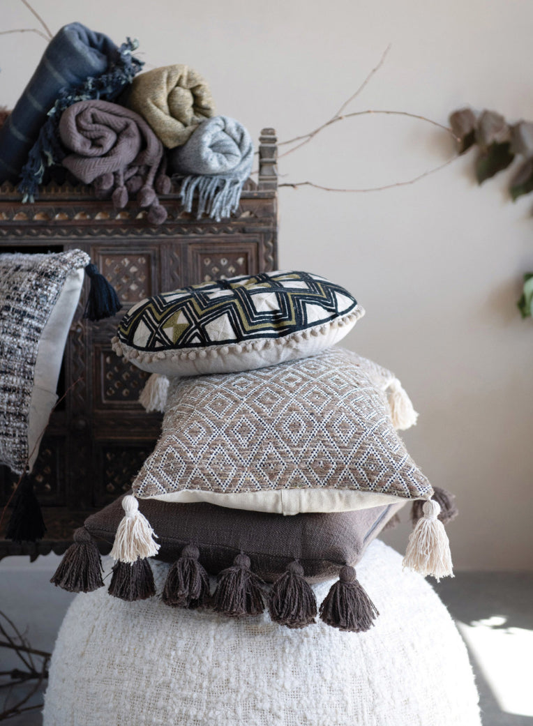 16” Round Cotton Pillow w/ Pom Poms