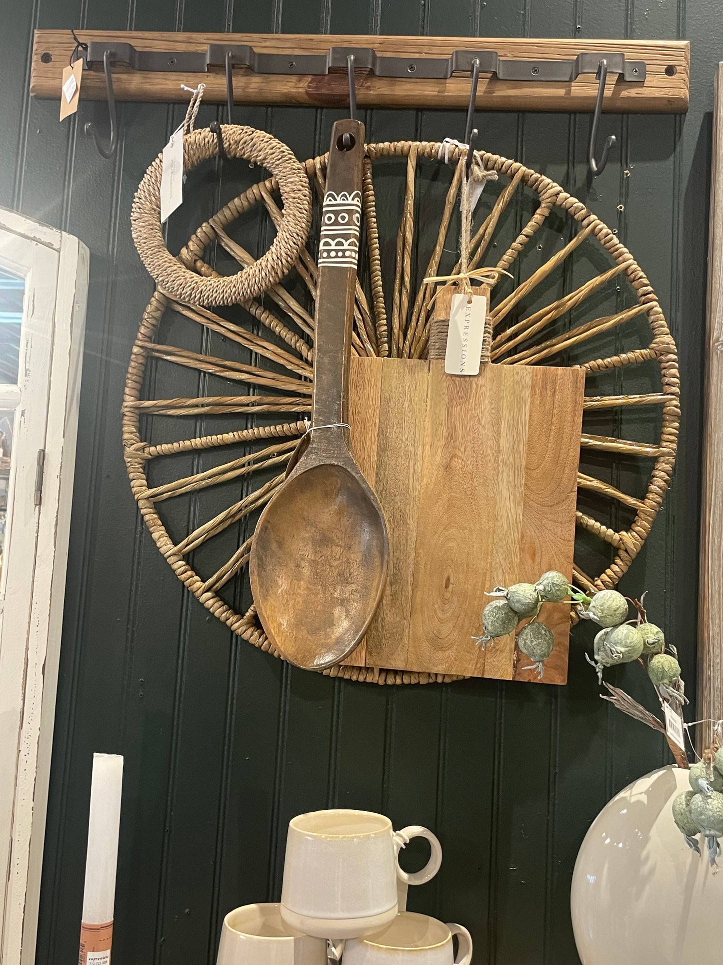Spoked Seagrass Wall Art-Med