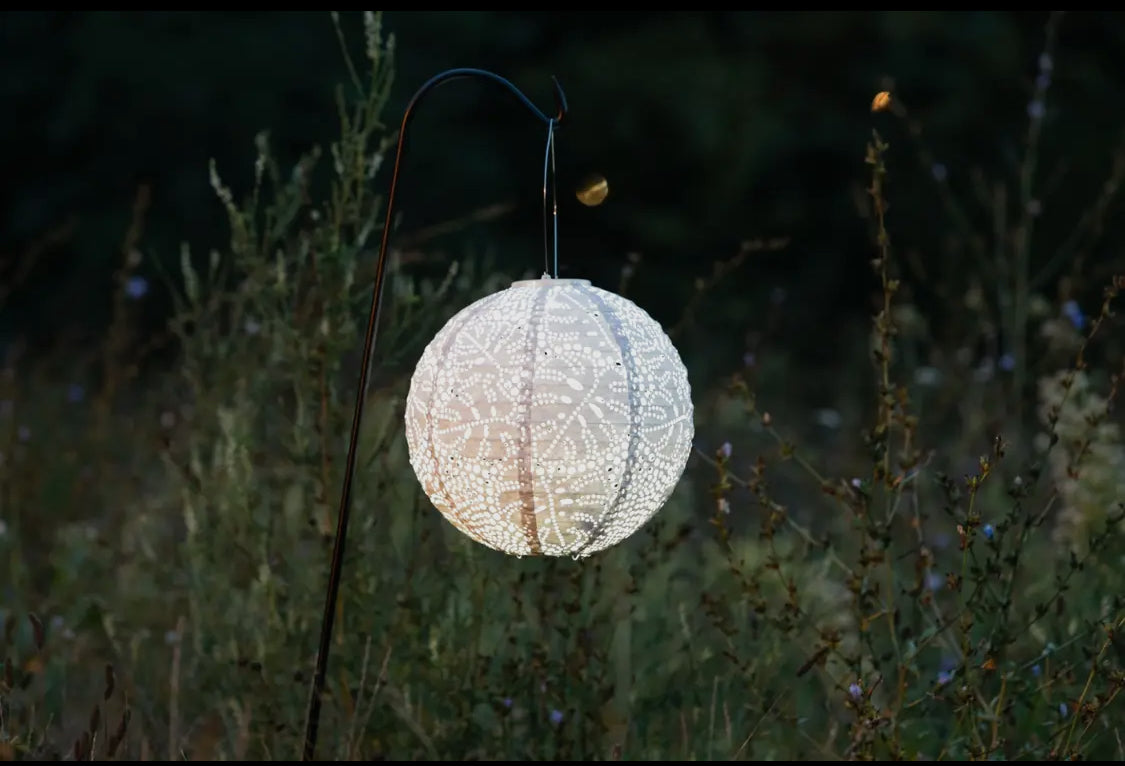 Stella Monstera 12” Globe Solar lantern