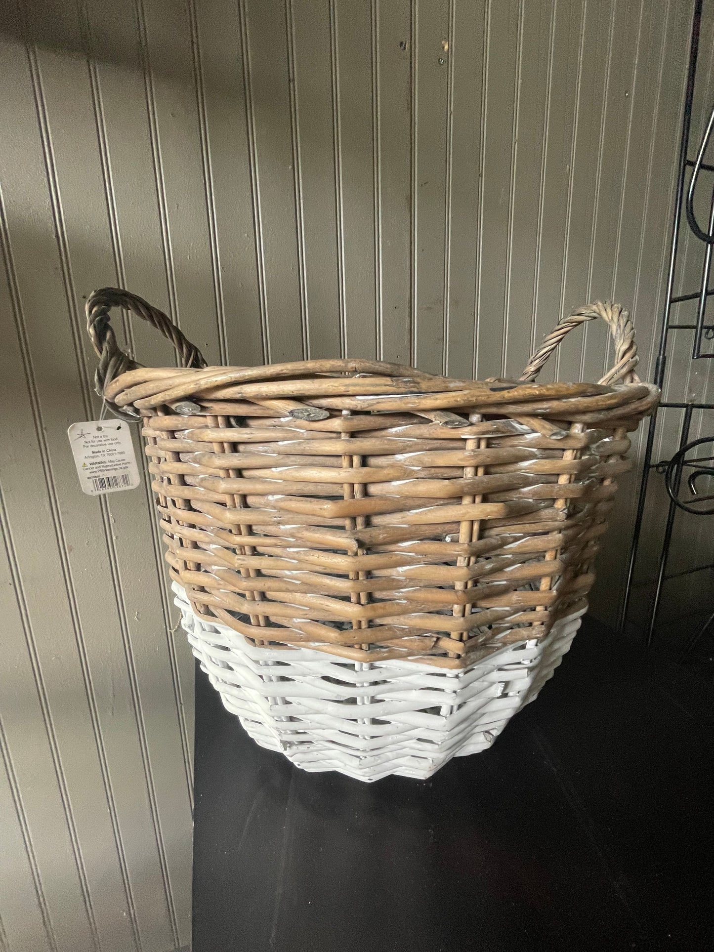 Natural/ White Handled Basket