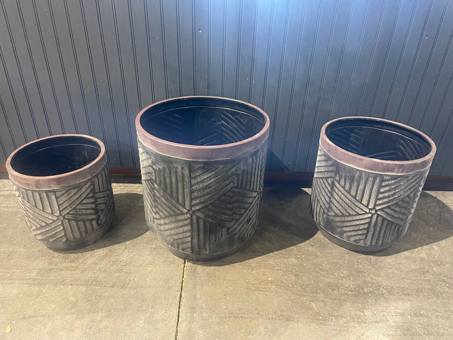 12” Metal Round Geo Container/Black Wash