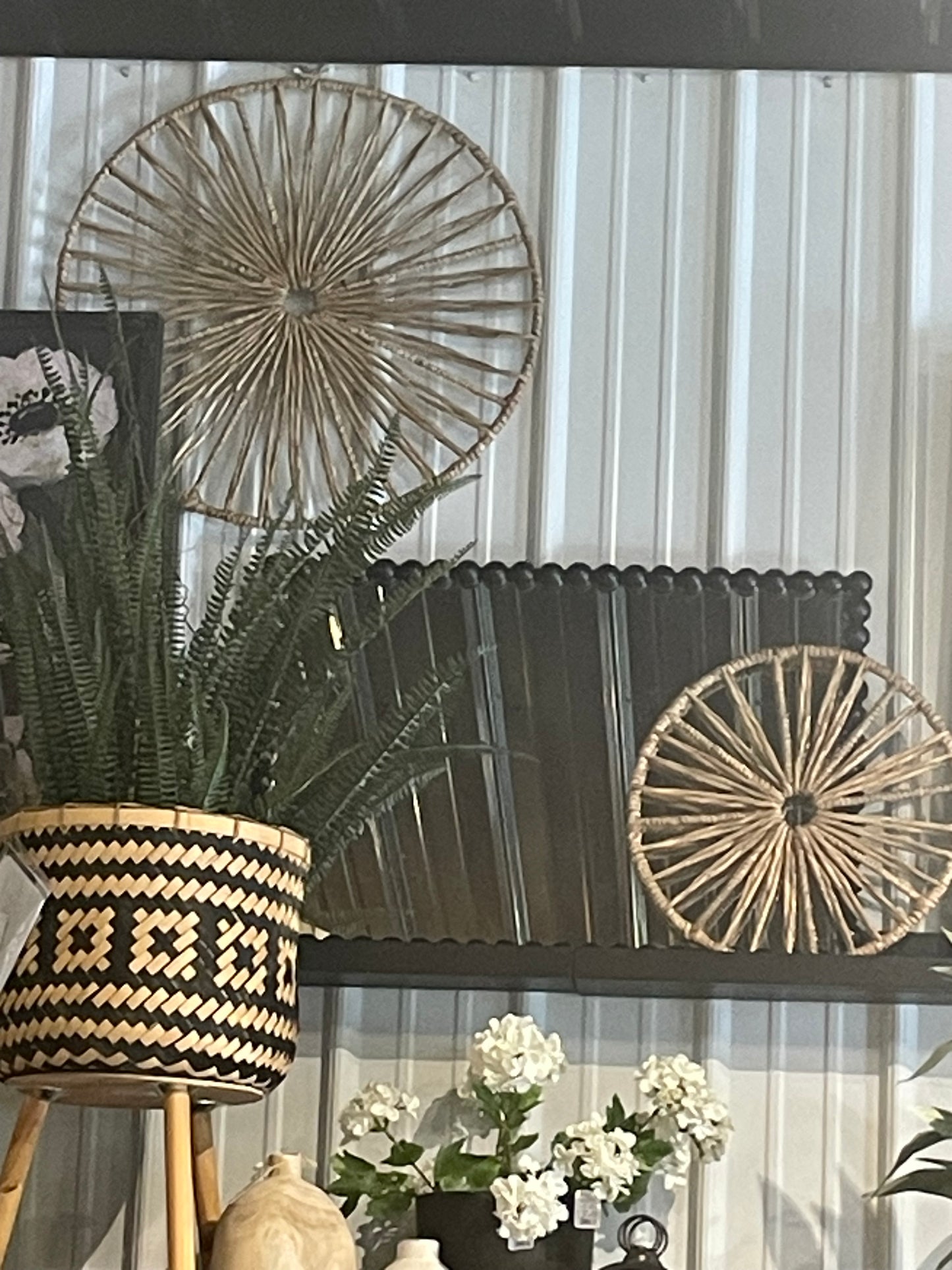 Spoked Seagrass Wall Art-sm