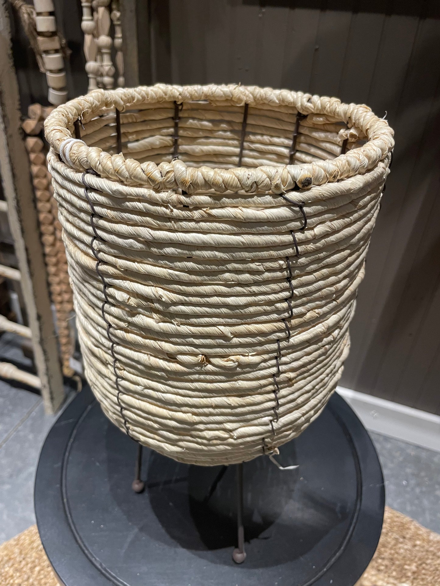 Corn Rope Basket w/Metal Legs