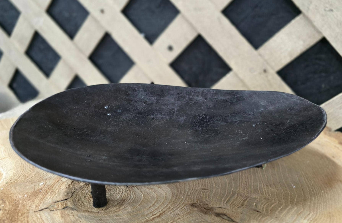 Oval Metal Tray 9x6in