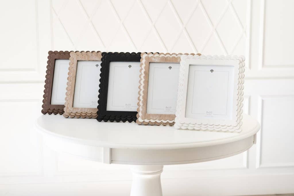 Wood scallop photo frame for 8x10 pic, black - 17059