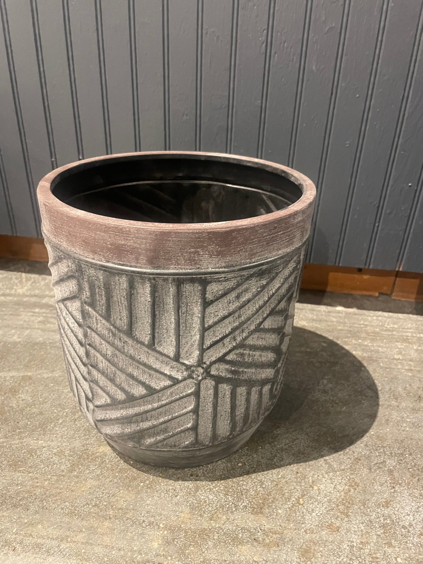 12” Metal Round Geo Container/Black Wash