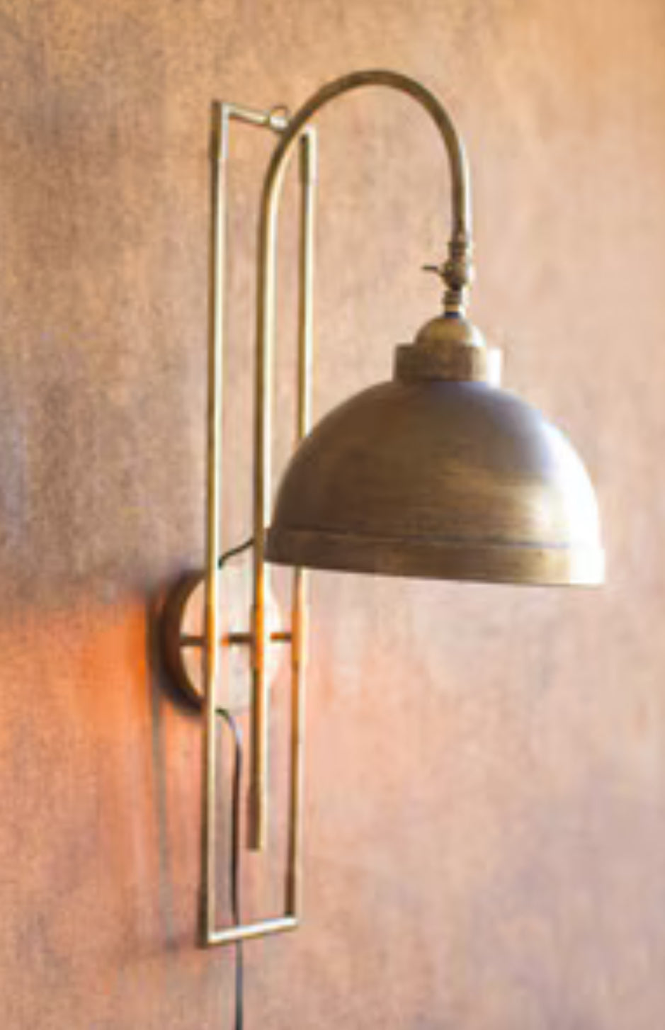 Metal Wall Light w/Antique Brass Finish