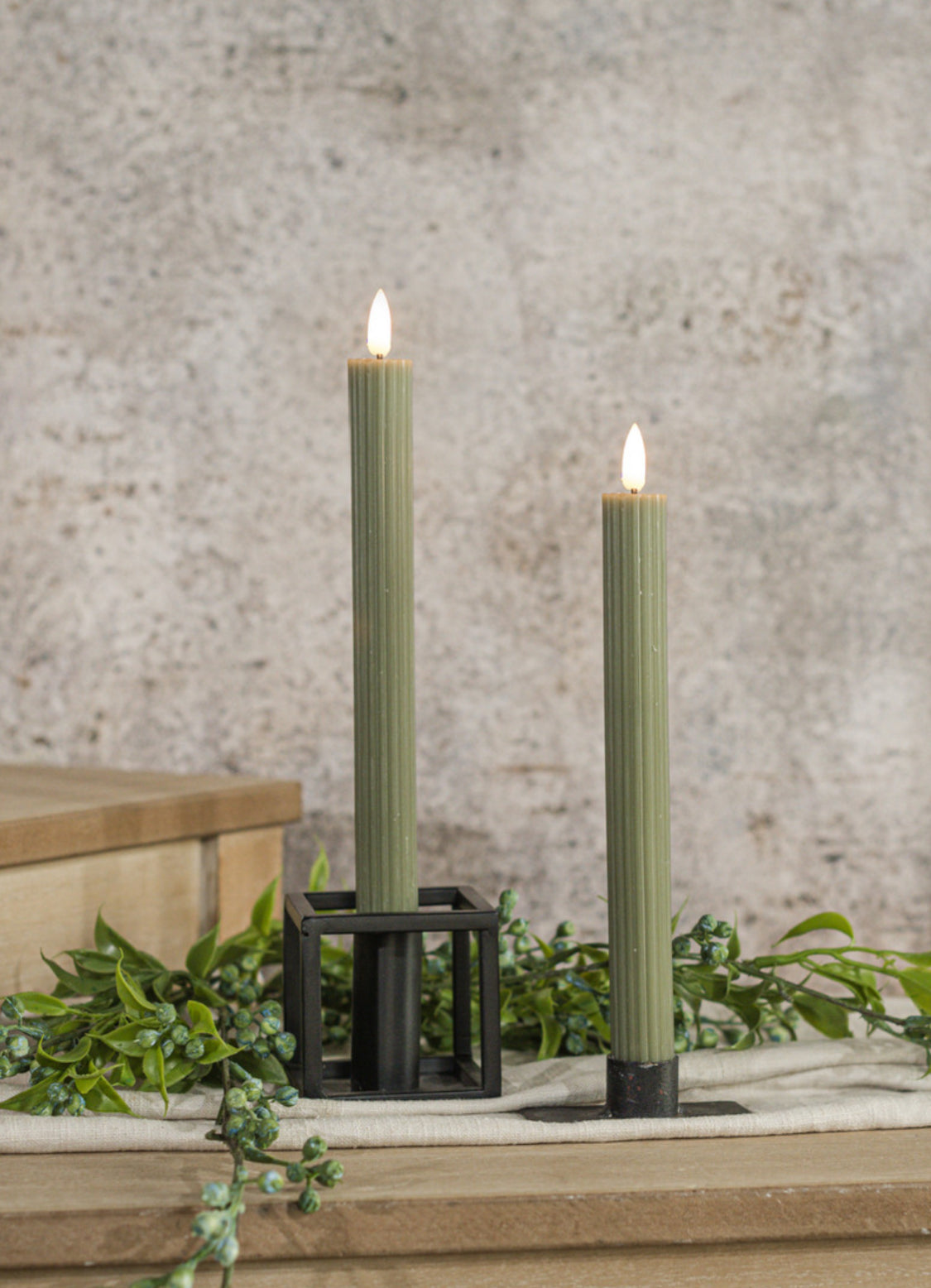 9.5” 3D Flame Grooved Grooved Dark Green Taper Candle