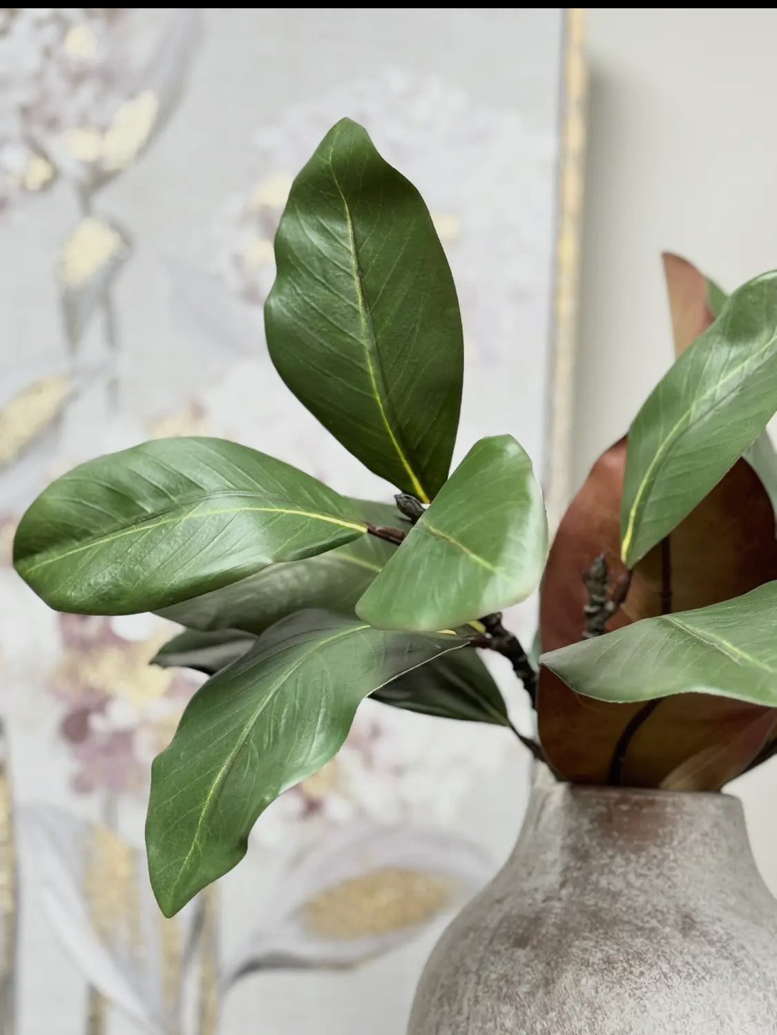 22” Magnolia Stem