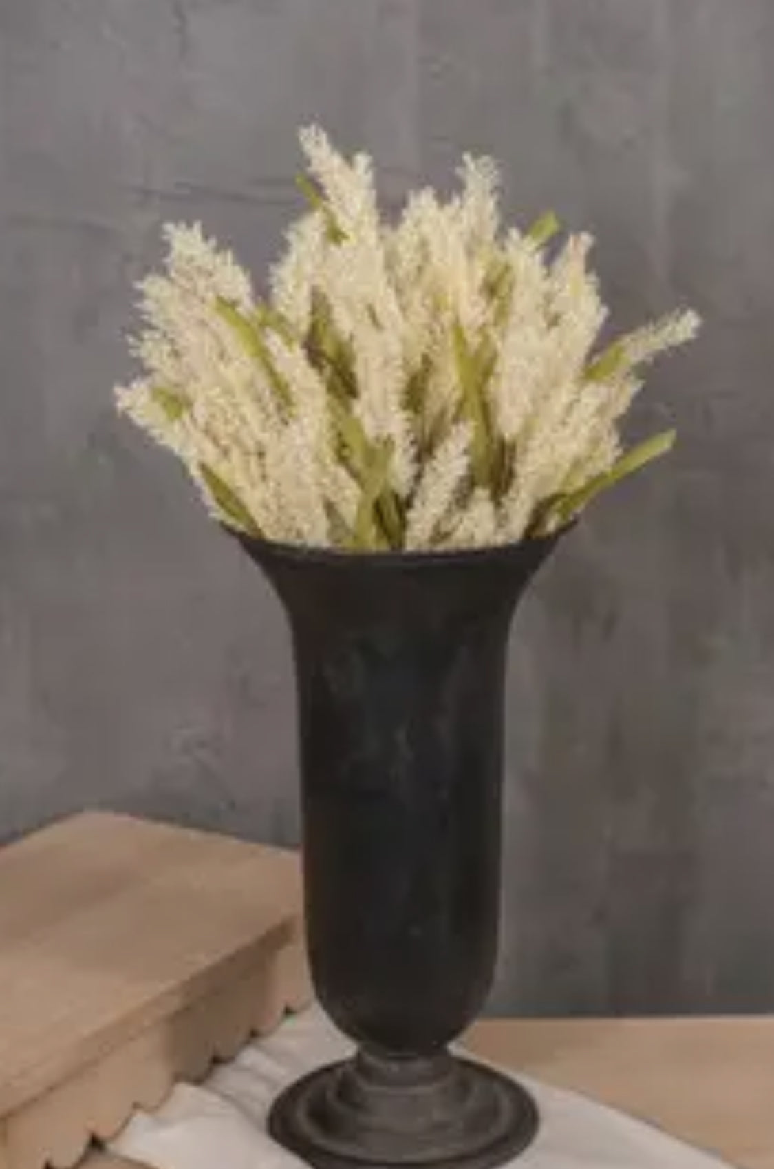 20” Cream Mini Pampas Grass Bush