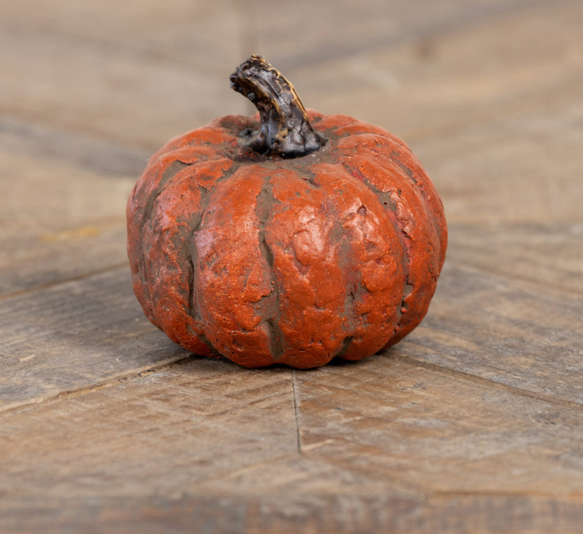 2.75” Orange Short Pumpkin