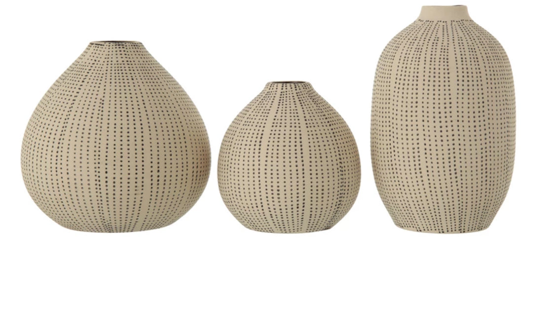 Stoneware Textured Vase-Med