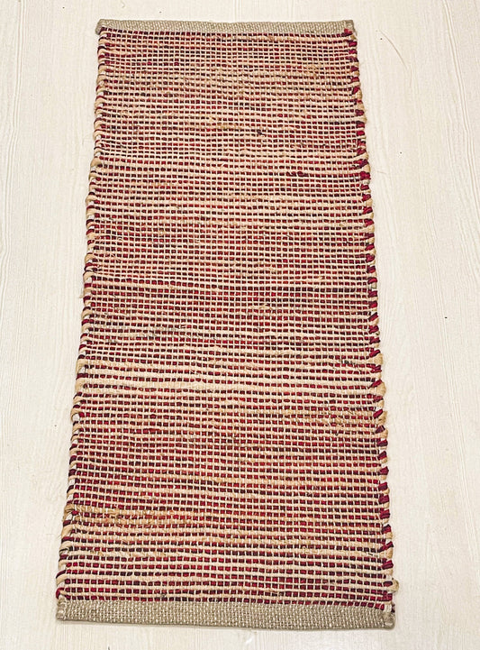 OMBRE TABLE RUNNER, NATURAL JUTE-RED, 13''x48''.