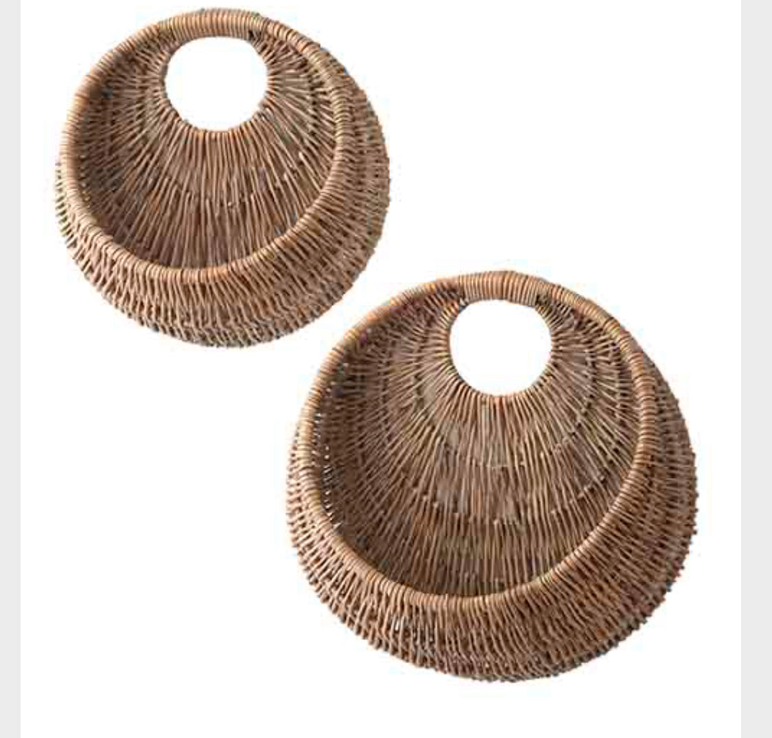 17-1/2” Crescent Woven Wall Basket-Lg