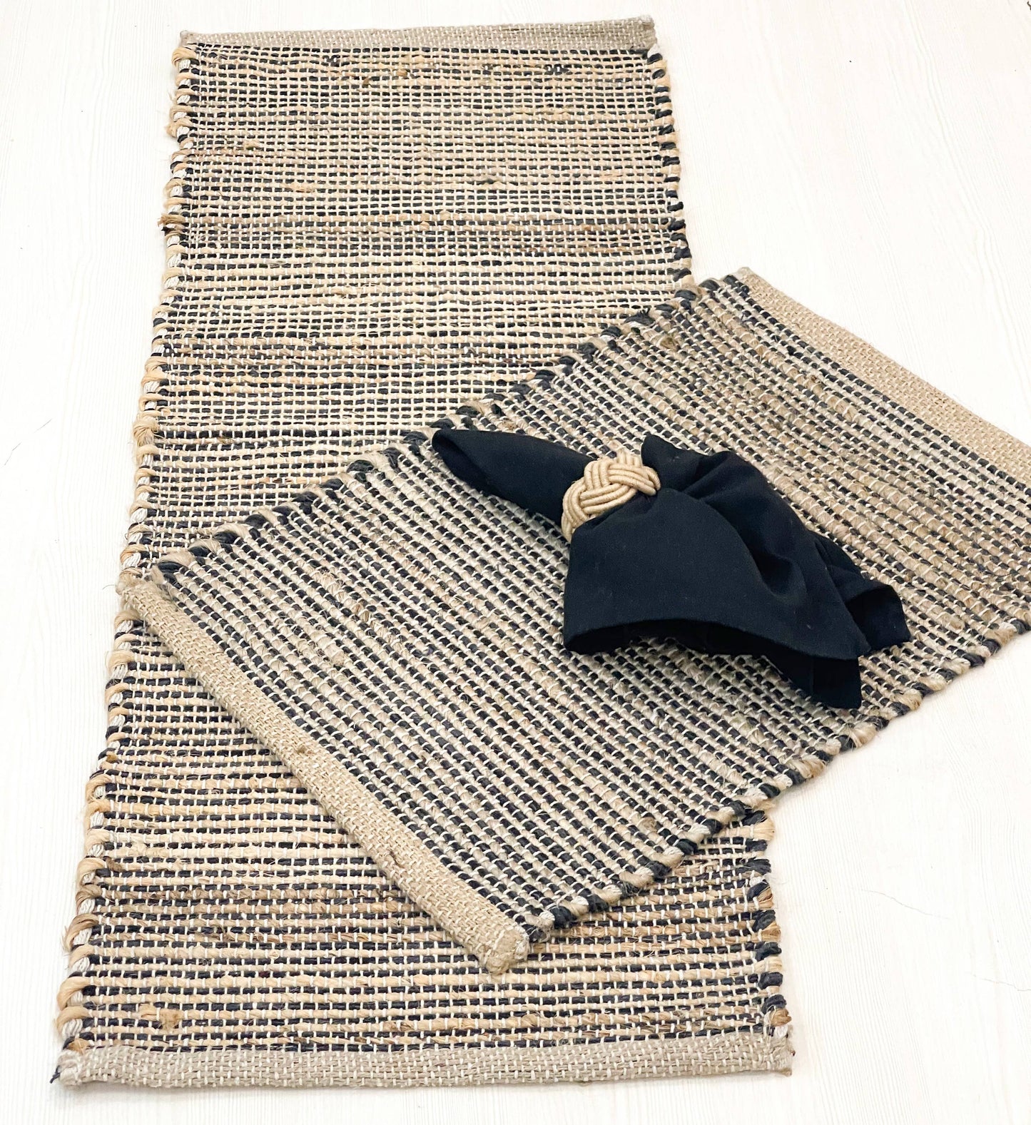 OMBRE TABLE RUNNER, NATURAL JUTE-BLACK, 13''x36''.