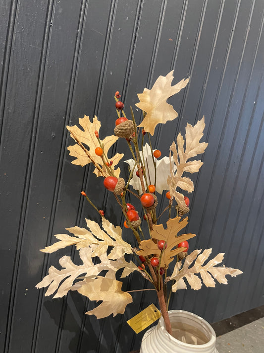 32” Oak Acorn Spray