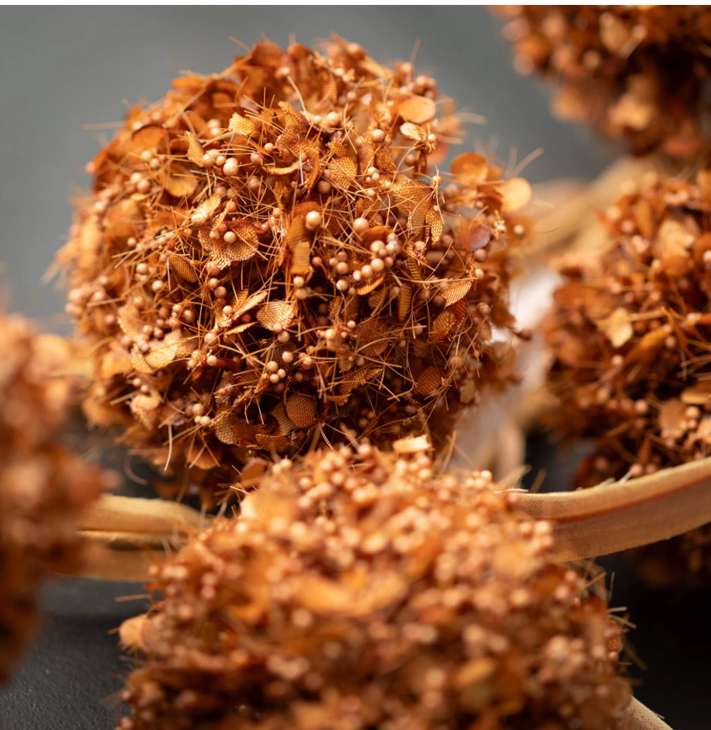 Brown Puff Spray
