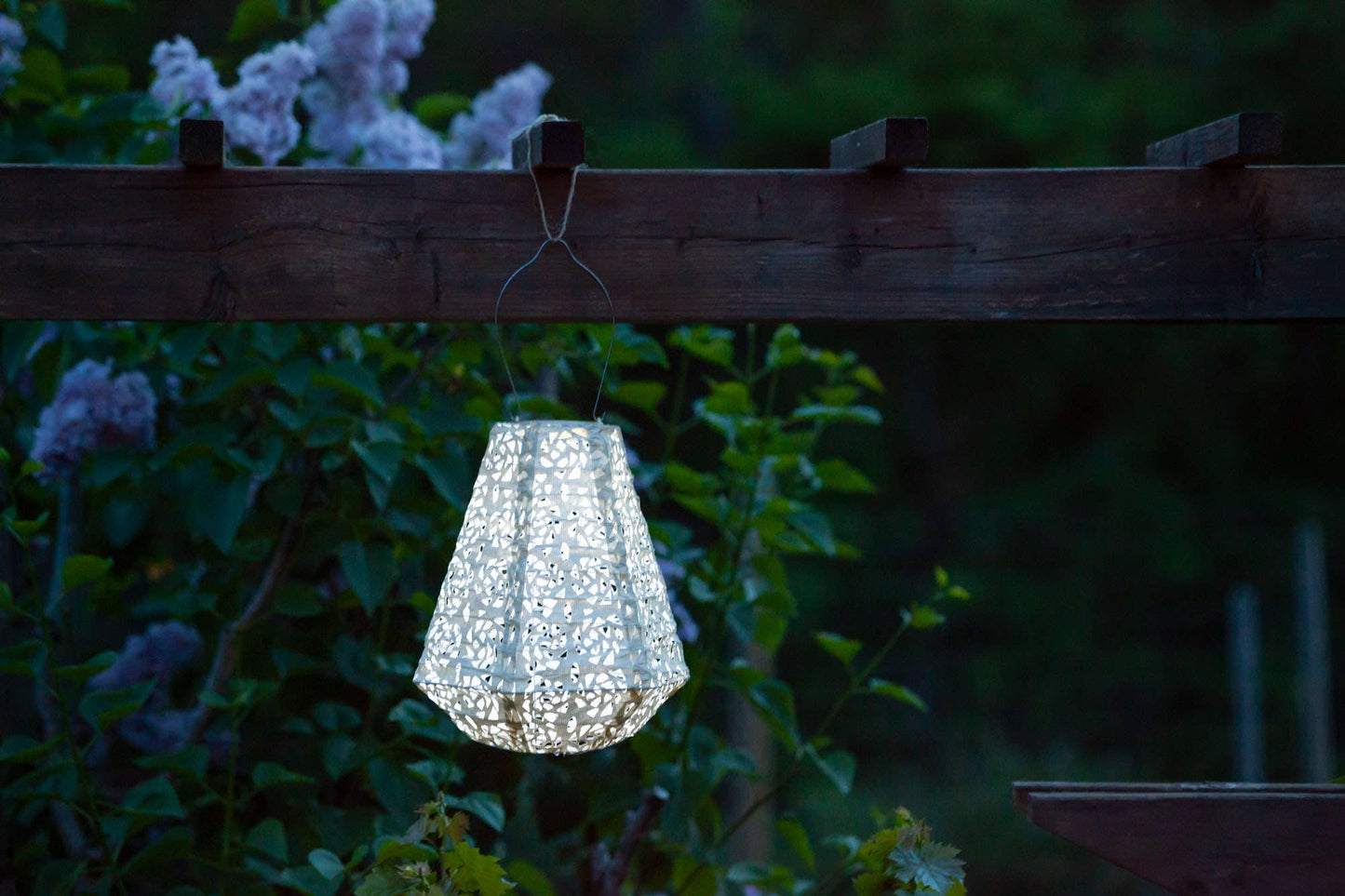 Stella Prism 11" Solar Lantern - Pearl