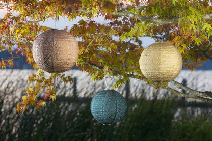 Stella Market 12" Globe Solar Lantern - Bronze