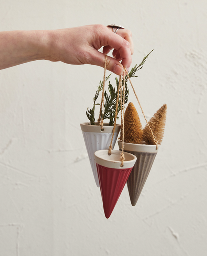 Debossed Stoneware Hanging Cone Vase w/Jute Rope Hanger