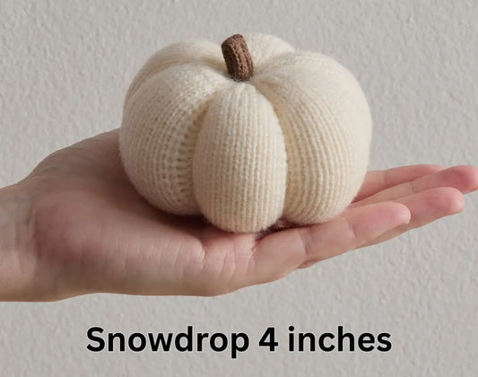 4” Snowdrop Cozy Knit Pumpkin