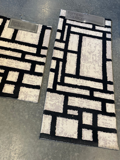 Labyrinth Rug-21”X54”