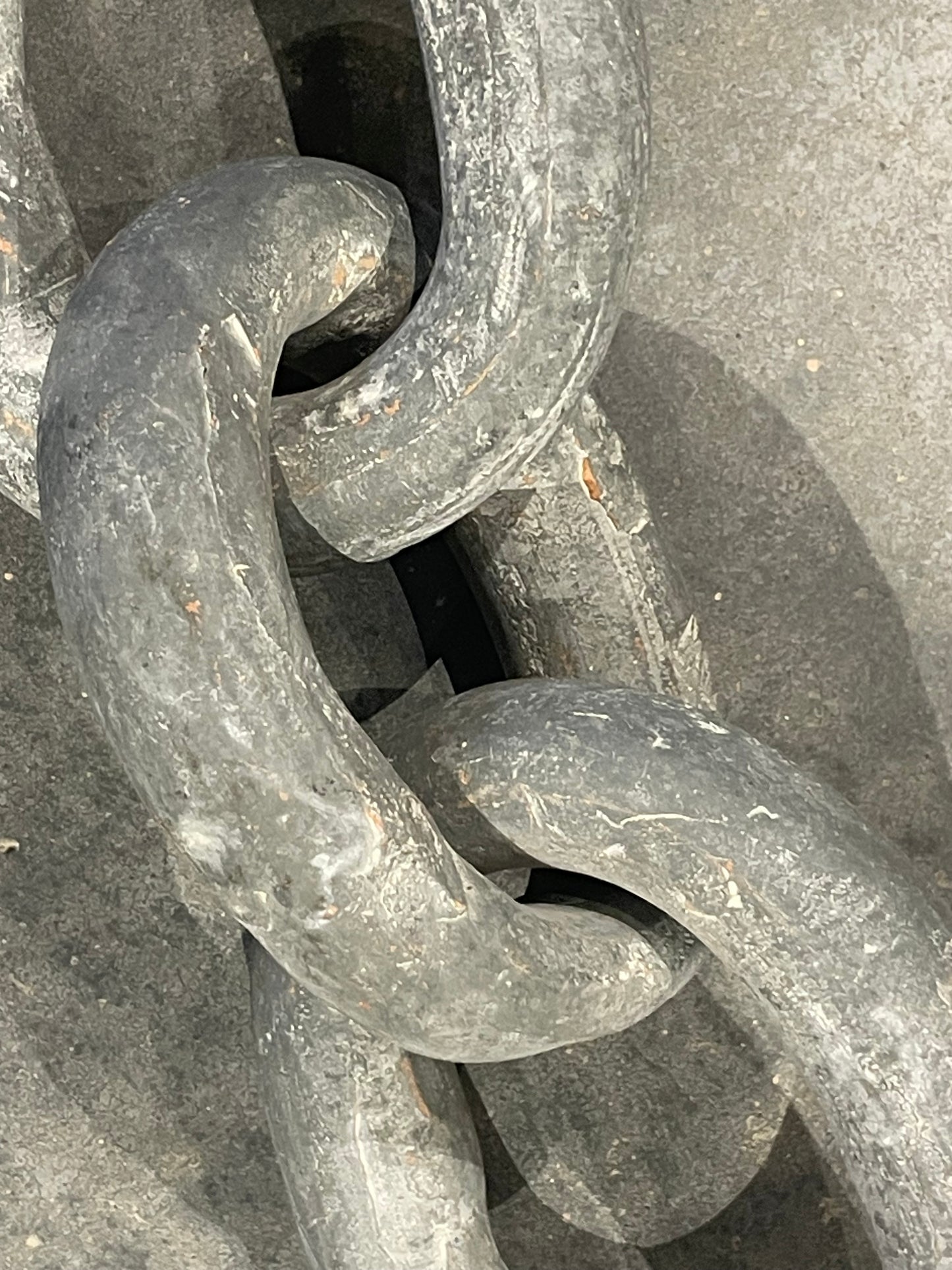 Clay Chain Decor