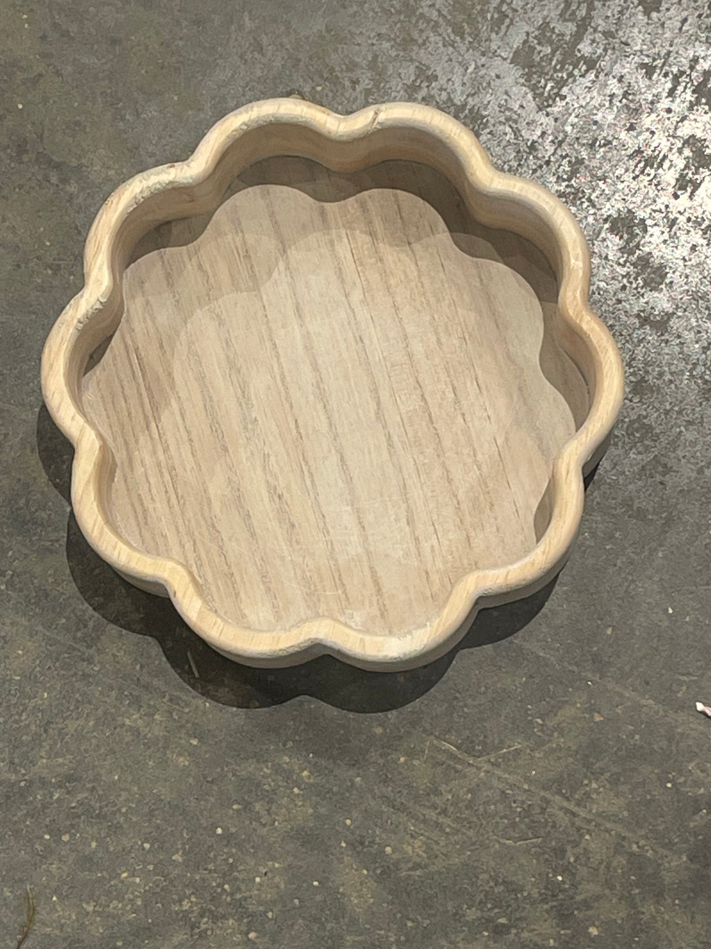 Whitewash Wooden Scalloped Tray