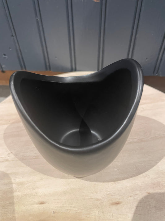 Black Oval Blossom Pot-2