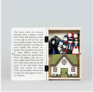 Snow White Woodland Story Book