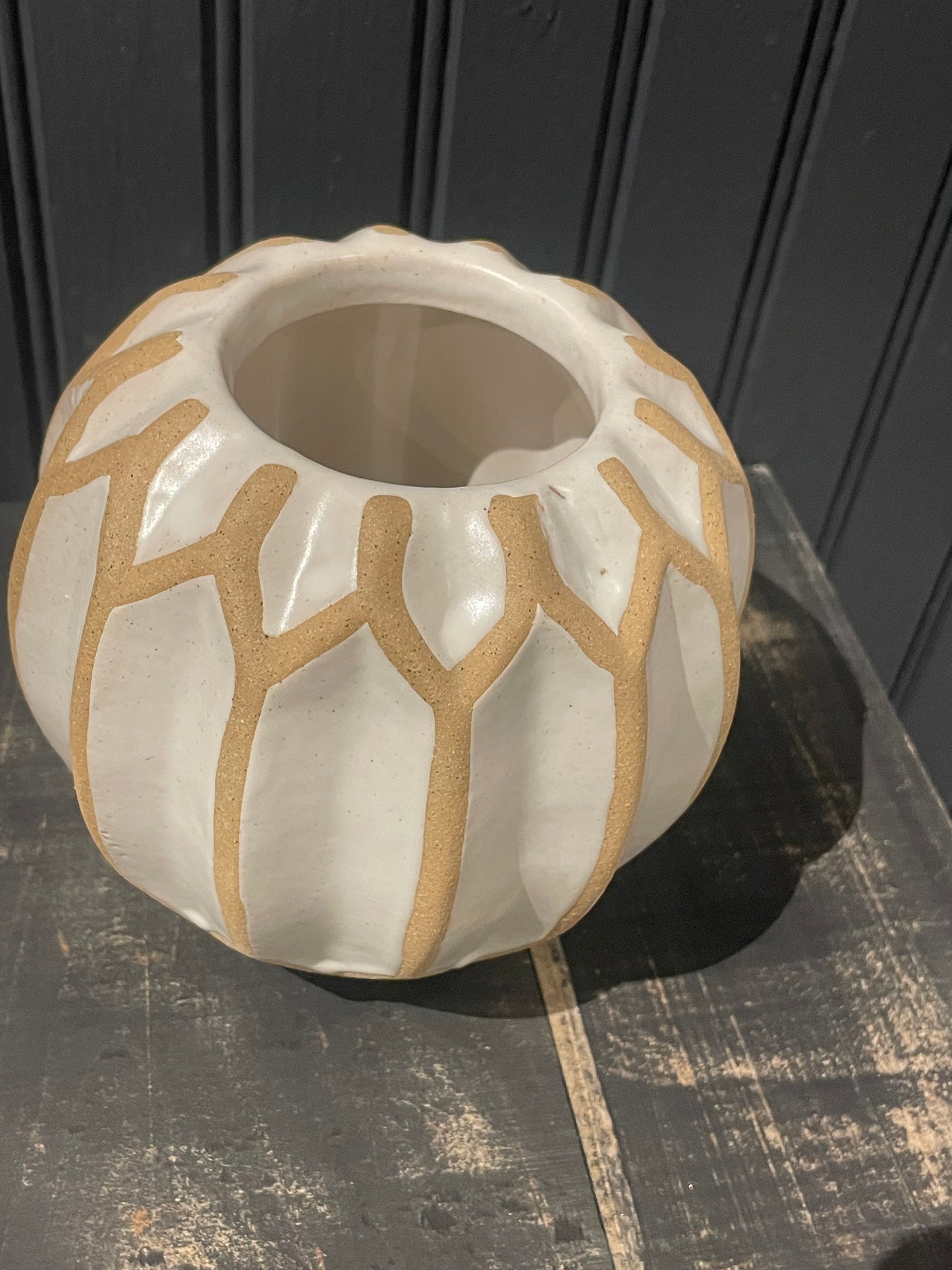 4.75” White/Natural Geometry Vase