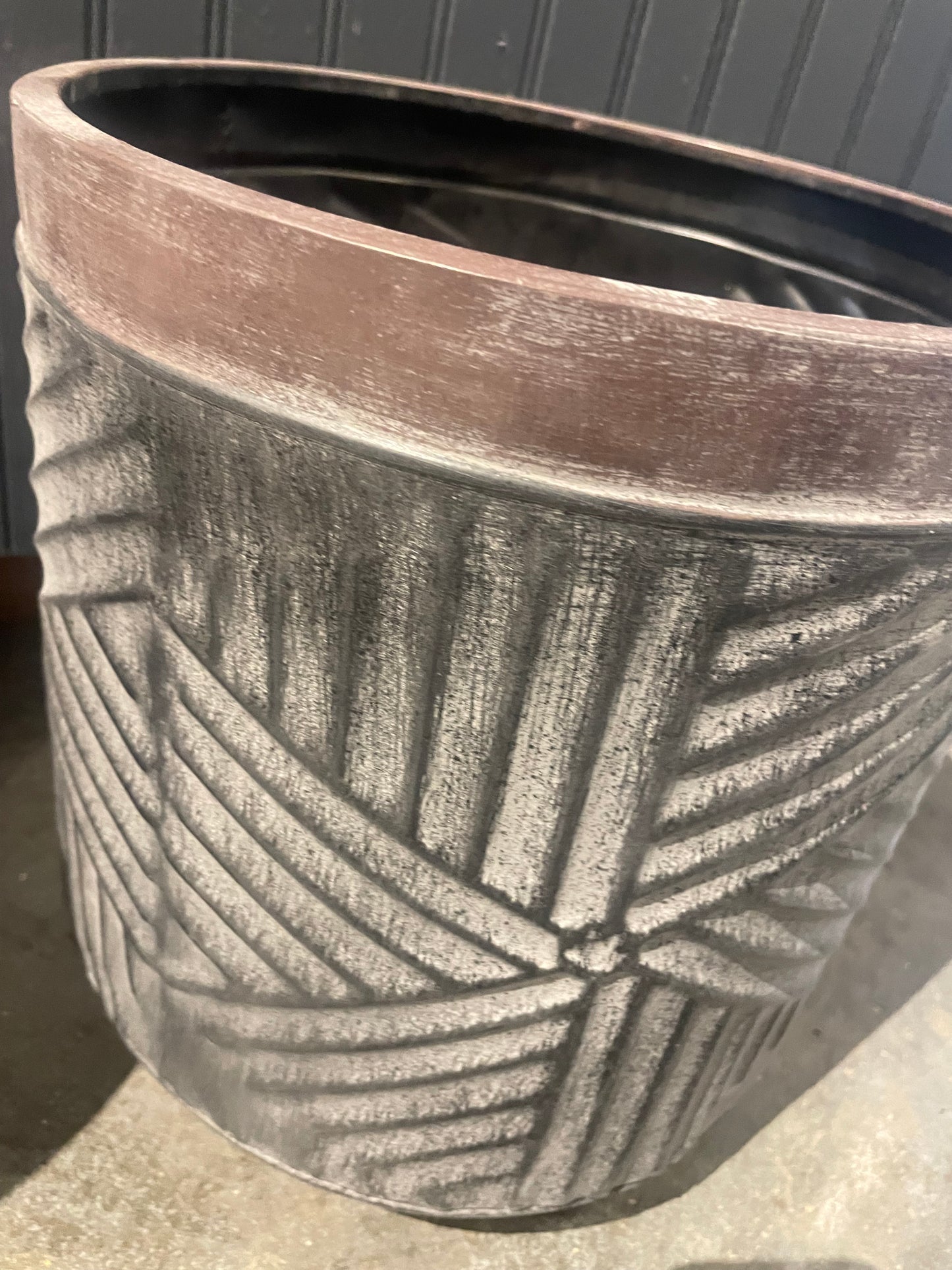 12” Metal Round Geo Container/Black Wash