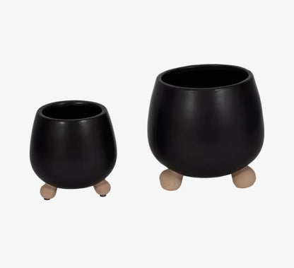 8” Ceramic Knobby Feet Planter