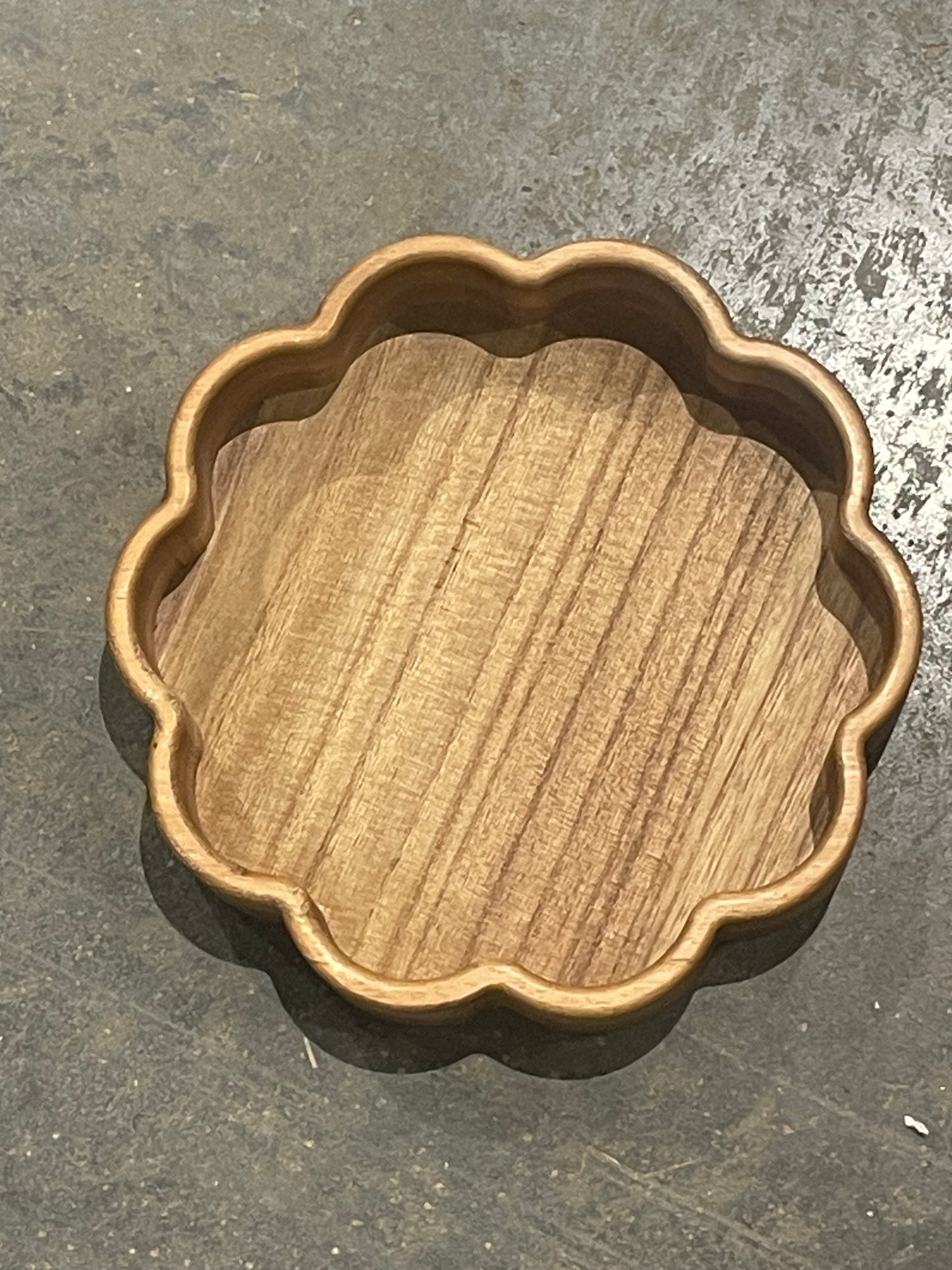 Natural Wooden Scalloped Tray