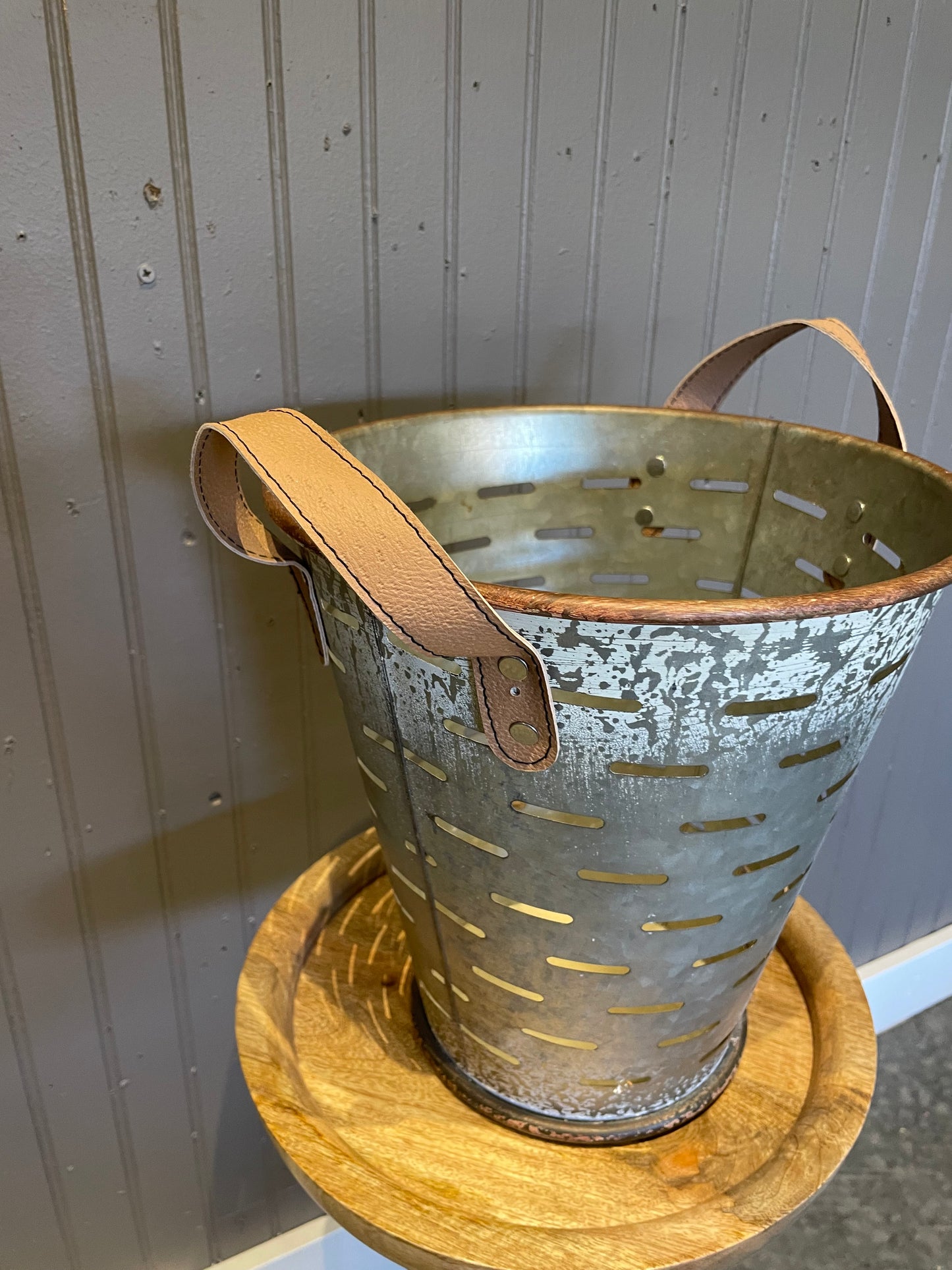 Galvanized Bucket w/ Leather Straps-Sm