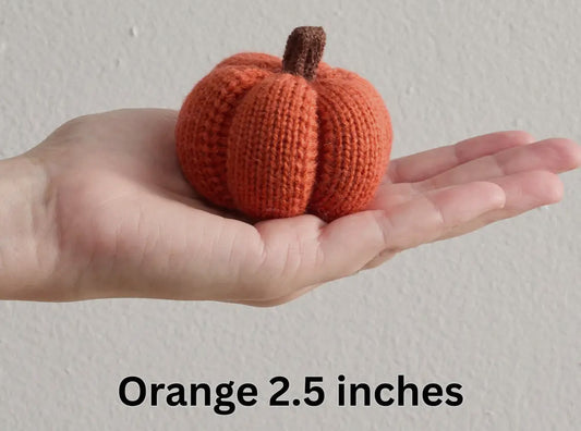 2.5” Orange Knit Pumpkin