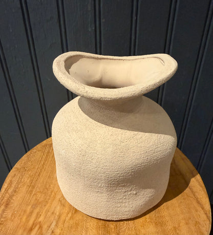 4.25” Fluted Earth Vase