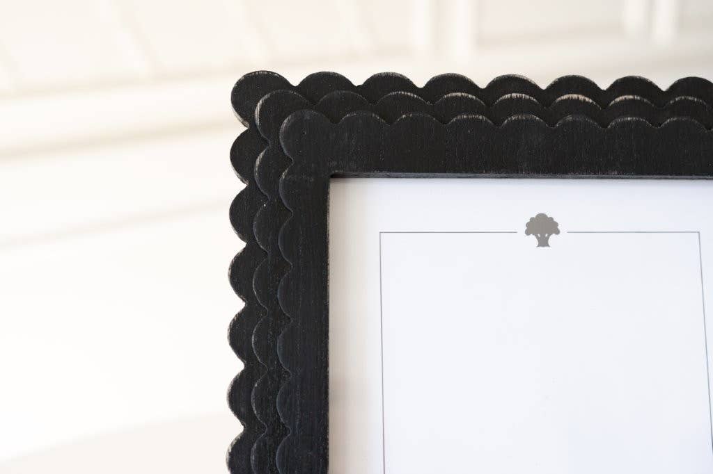 Wood scallop photo frame for 8x10 pic, black  - 17059