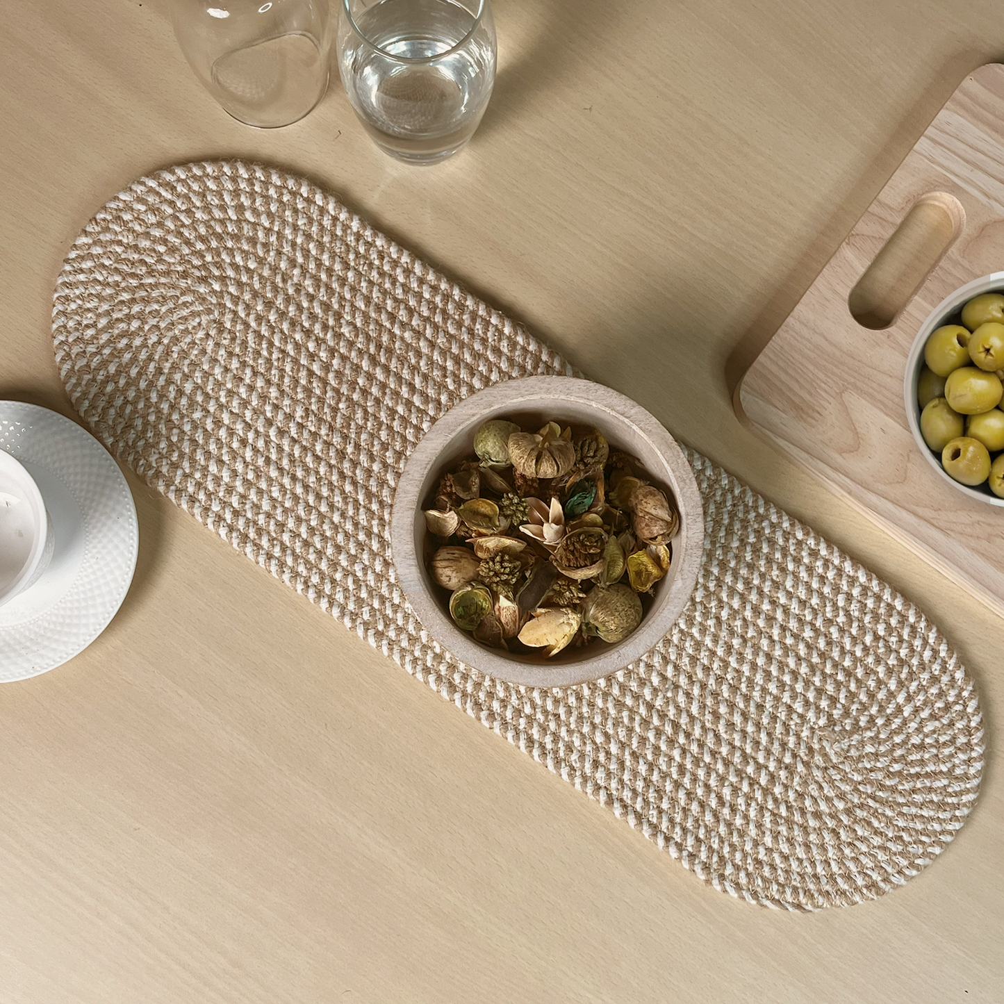 Handbraided Jute & Cotton Oval Table Runner White, 8x24 Inch