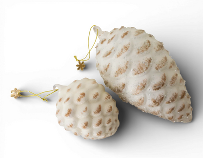 Cream/Gold Pinecone Ornament