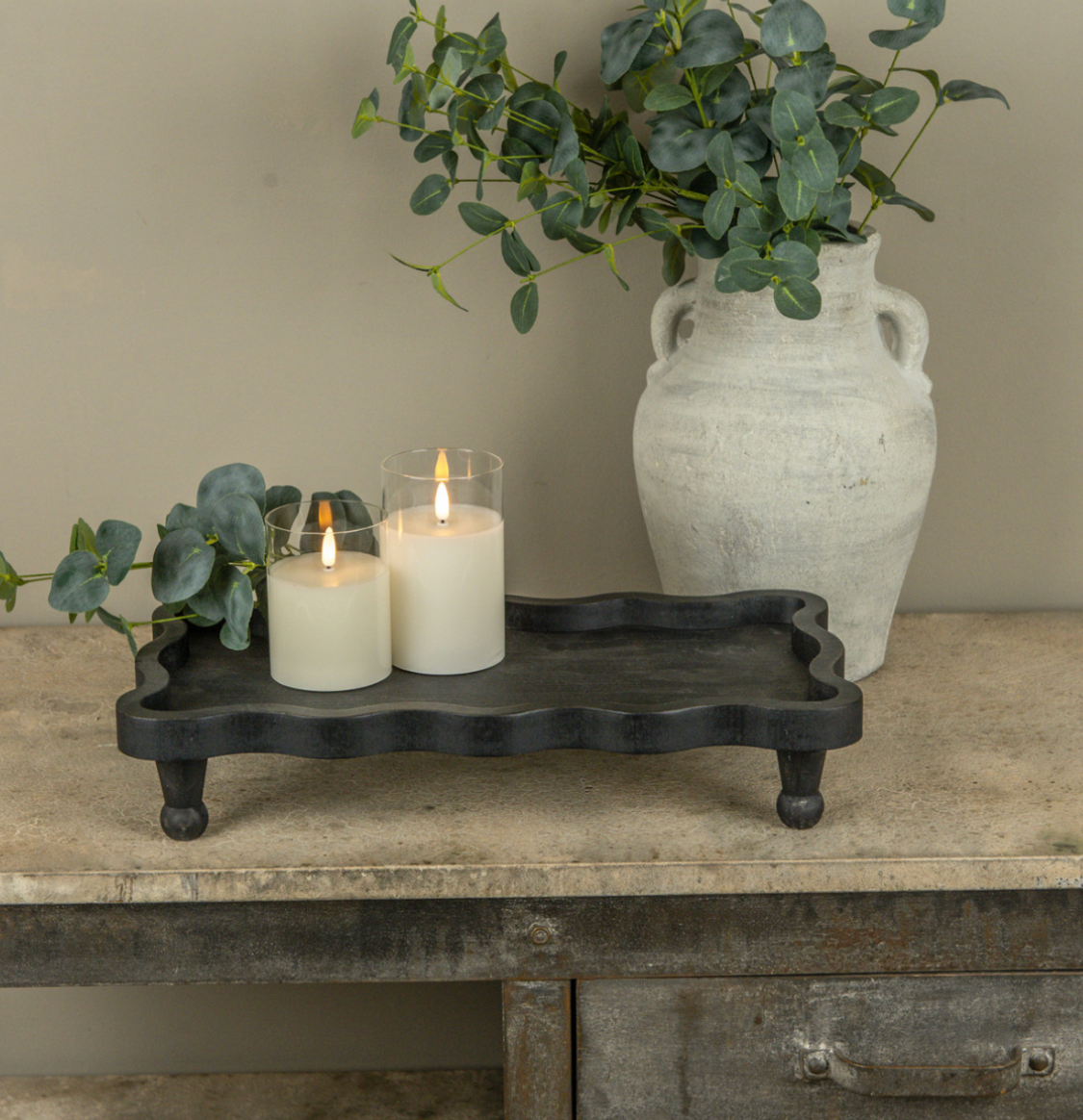 17.25” Black Scalloped Raised Wood Tray