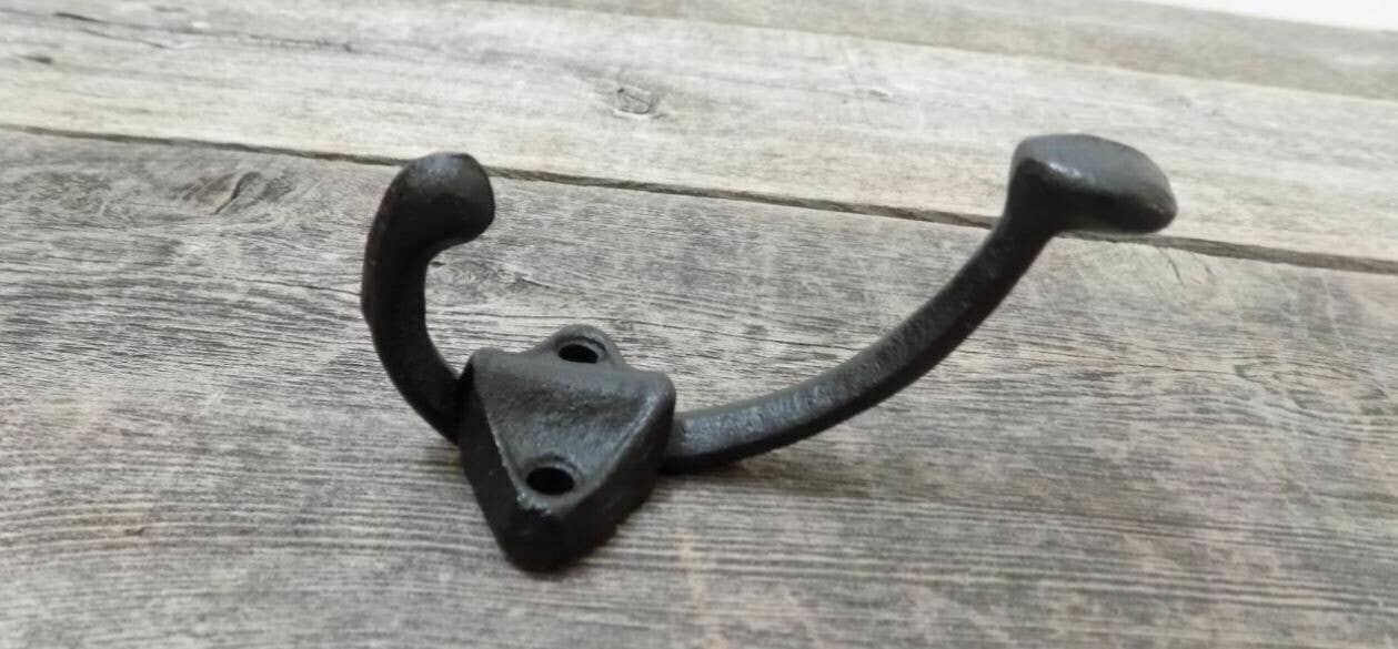Black Cast Iron U-shape School Hook