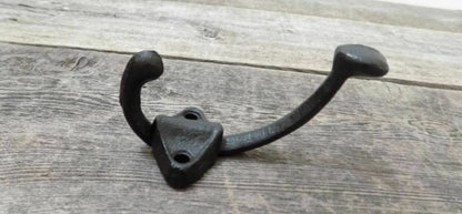 Black Cast Iron U-shape School Hook