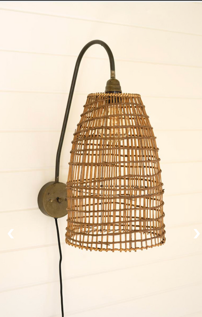 WICKER DOME WALL SCONCE