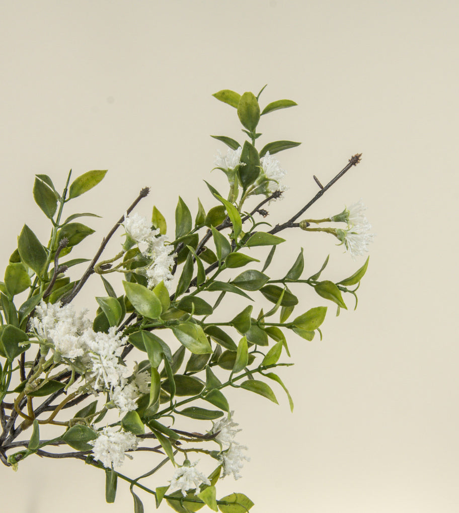 18” Ivy & Tea Leaf wlWhite Flowers Spray