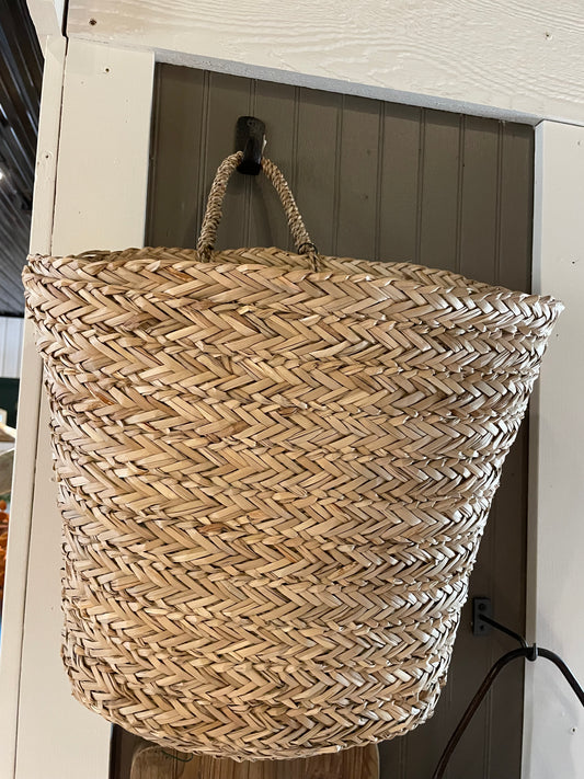 Seagrass Wall Basket w/ Handle