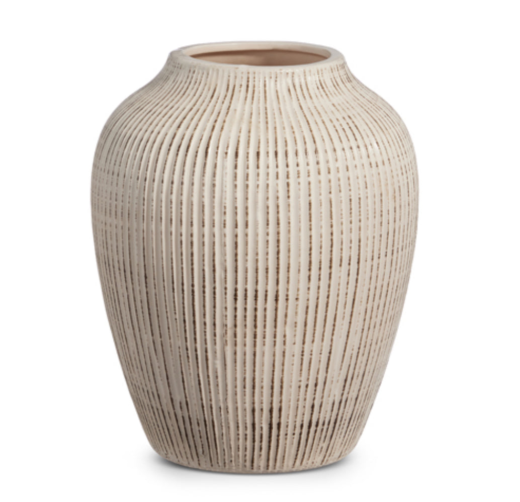 7” Ribbed Vase