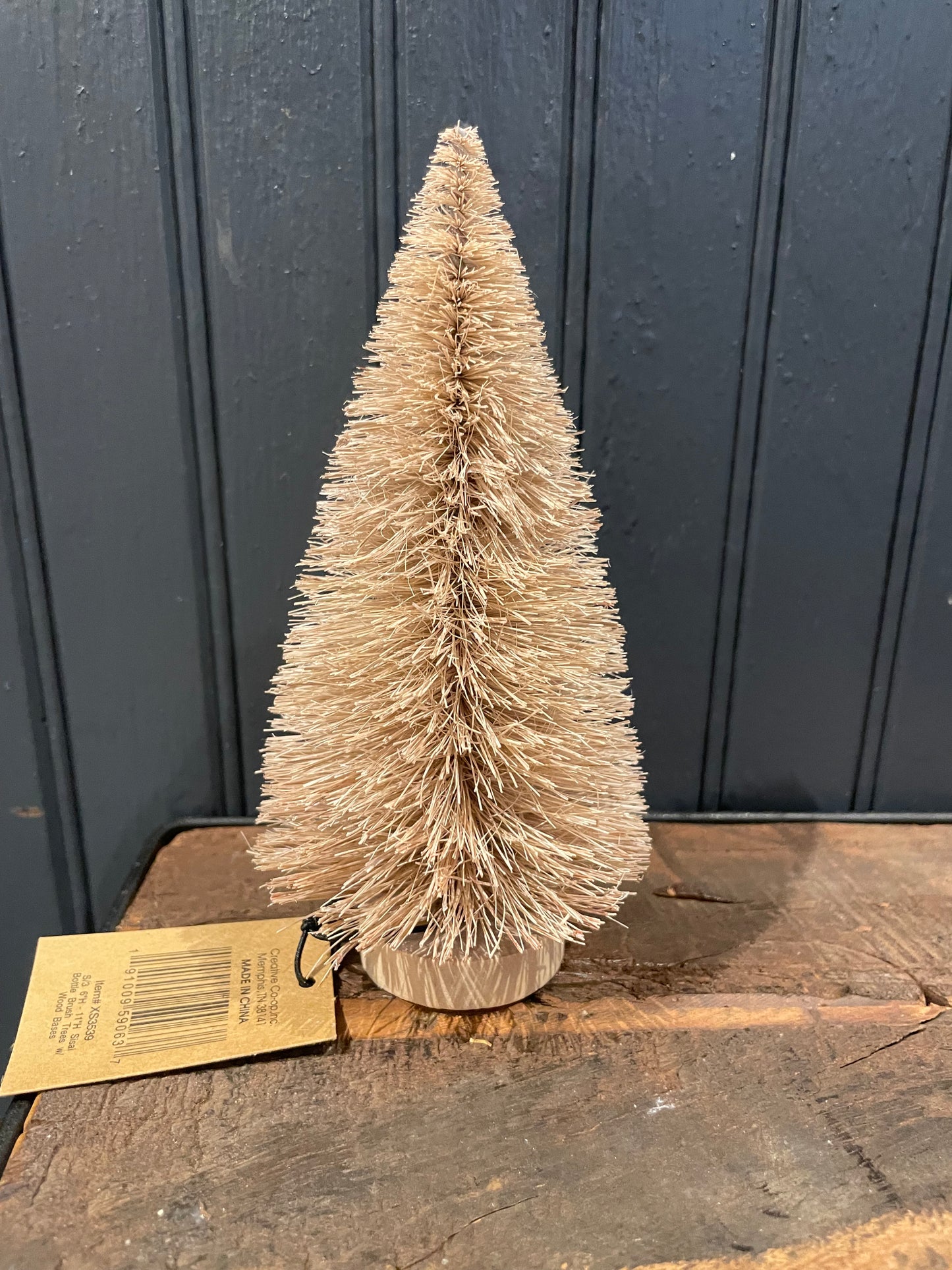 Sisal Bottle Brush Tree