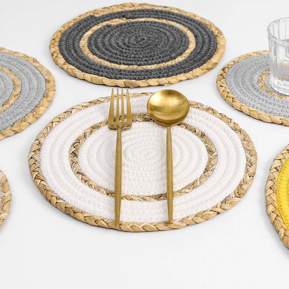 Hand-Woven Heat Resistant Rattan Cotton Rope Placemat