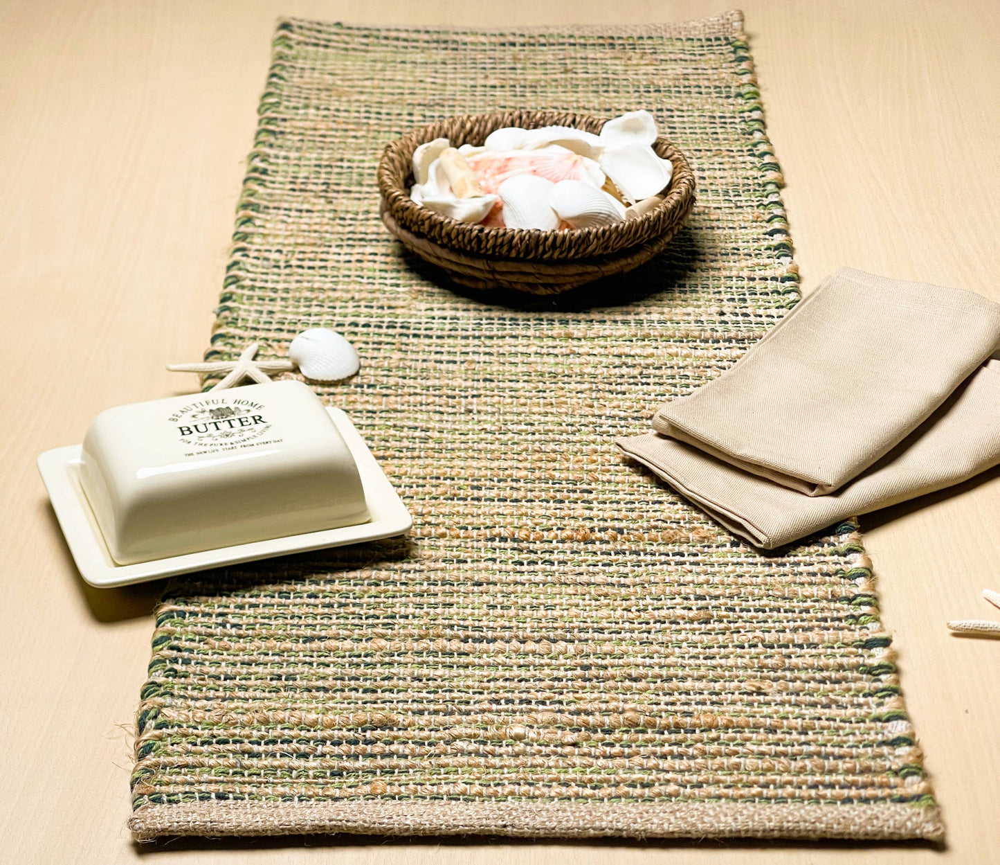 OMBRE TABLE RUNNER, NATURAL JUTE-GREEN, 13''x48''.